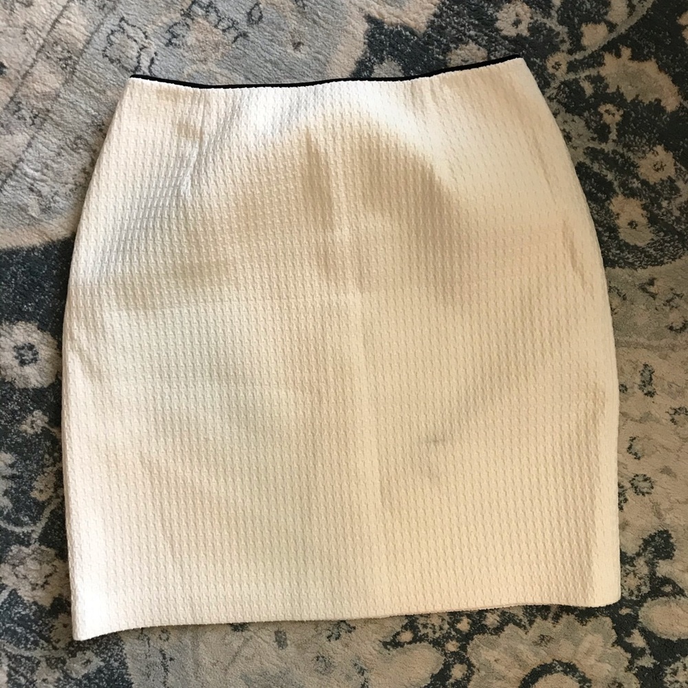 White House Black Market Pencil Skirt